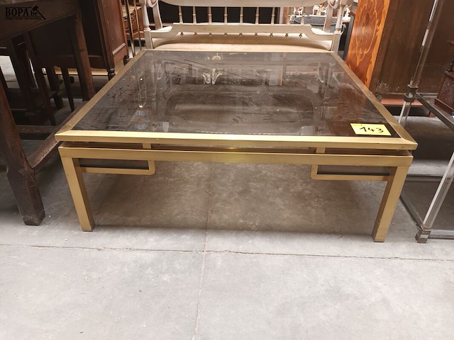 Lot 143 - salontafel stijl belgochrome - afbeelding 2 van  5