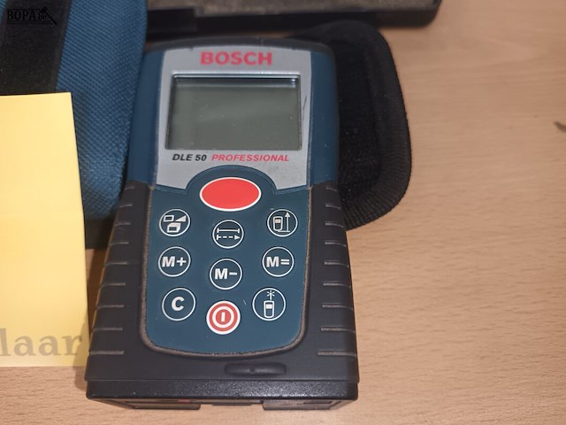 Lot 143 - schuifmaat en laserafstansmeter - afbeelding 4 van  4