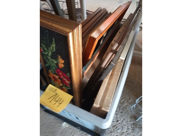 Lot 144 - bak met kaders. 15 stuks - afbeelding 2 van  2