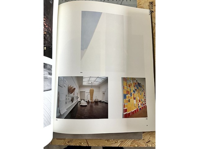 Lot 144 - fondation beyeler 4 boeken - afbeelding 2 van  16
