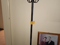Lot 144 - kapstok, sleutelrek en kader - afbeelding 1 van  4