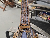 Lot 144 - lego louvre & 3d puzzel eifeltoren - afbeelding 3 van  3