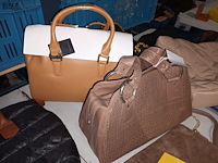 Lot 144 - tassen en portefeuilles. 12 stuks - afbeelding 2 van  4