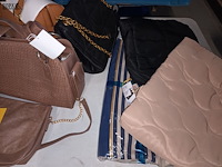 Lot 144 - tassen en portefeuilles. 12 stuks - afbeelding 4 van  4