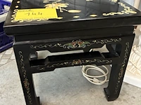 Lot 144 - vintage chinese theetafel - afbeelding 2 van  3