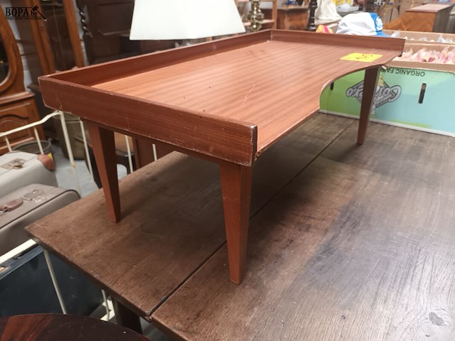 Lot 145 - bedtafeltje - afbeelding 3 van  3