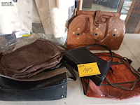 Lot 145 - handtassen. 5 stuks - afbeelding 1 van  4
