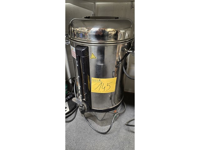 Lot 145 - koffie perculators 3 stuks - afbeelding 3 van  4