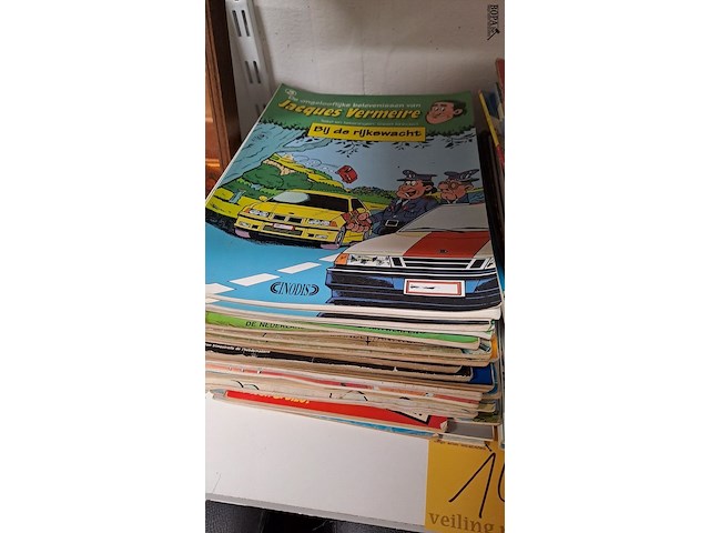 Lot 145 - lot diverse strips ong 62 stuks - afbeelding 2 van  3