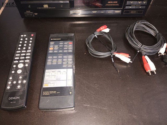 Lot 145 - muziekinstallatie - afbeelding 3 van  6