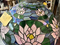 Lot 145 - tiffany-stijl vloerlamp - afbeelding 5 van  5