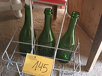 Lot 145 - tomado flessenrek met 3 flessen - afbeelding 1 van  3