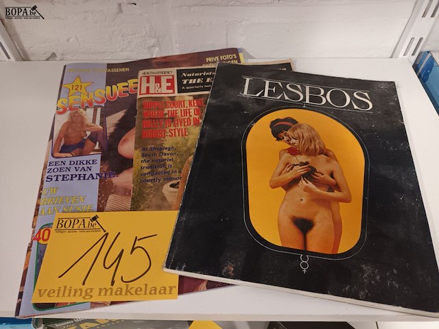 Lot 145 - vintage erotische tijdschriften. 3 stuks - afbeelding 1 van  2