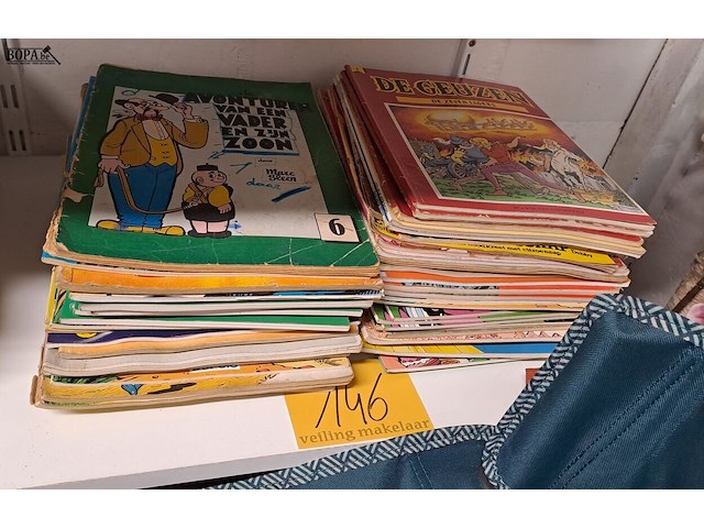 Lot 146 - lot diverse strips ong 58 stuks - afbeelding 1 van  3