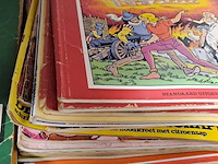 Lot 146 - lot diverse strips ong 58 stuks - afbeelding 3 van  3