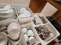 Lot 147 - apero potjes en lepeltjes, 5 dozen - afbeelding 2 van  3