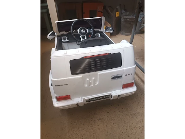 Lot 147 - kinderauto mercedes amg g63 - afbeelding 5 van  6
