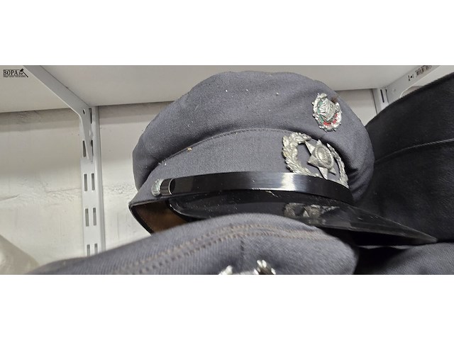 Lot 147 - portugal 3 kepies + 1 schuitje - afbeelding 3 van  5