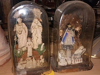 Lot 147 - religieuze stolpen. 2 stuks