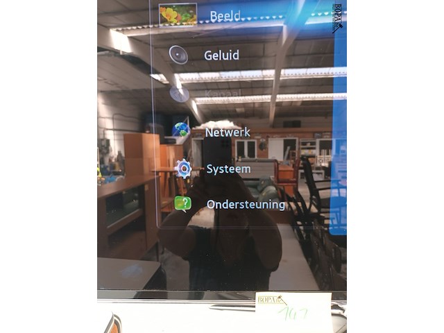 Lot 147 - samsung led televisie 101 cm. - afbeelding 4 van  5
