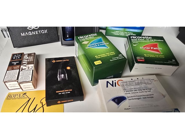 Lot 148 - anti rook set, nicorette en vape - afbeelding 4 van  4