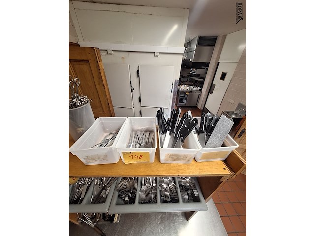 Lot 148 - bestek , 12 dozen - afbeelding 4 van  5
