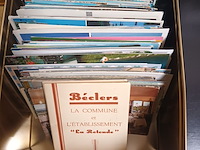 Lot 148 - blikken doos met postkaarten - afbeelding 2 van  5