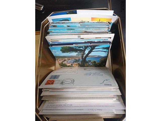 Lot 148 - blikken doos met postkaarten - afbeelding 3 van  5