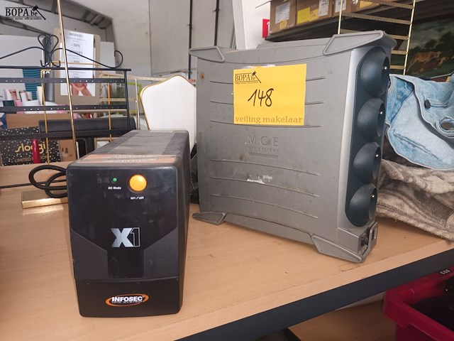 Lot 148 - ups. 2 stuks - afbeelding 1 van  4