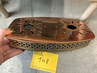Lot 148 - vintage koperkleurige rechaud/warmhoudplaat - afbeelding 2 van  4