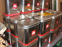 Lot 149 - blikken dozen van illy. 27 stuks - afbeelding 3 van  3