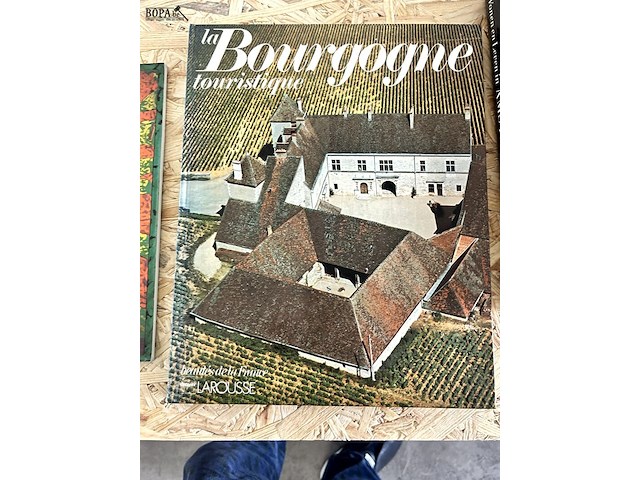 Lot 149 - la bourgogne touristique - afbeelding 1 van  7