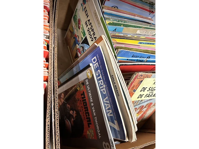 Lot 149 - lot verschillende vintage strips - afbeelding 2 van  8