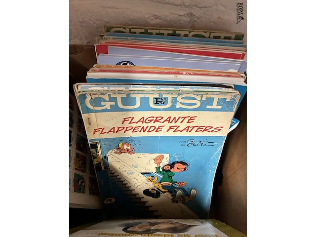 Lot 149 - lot verschillende vintage strips - afbeelding 7 van  8