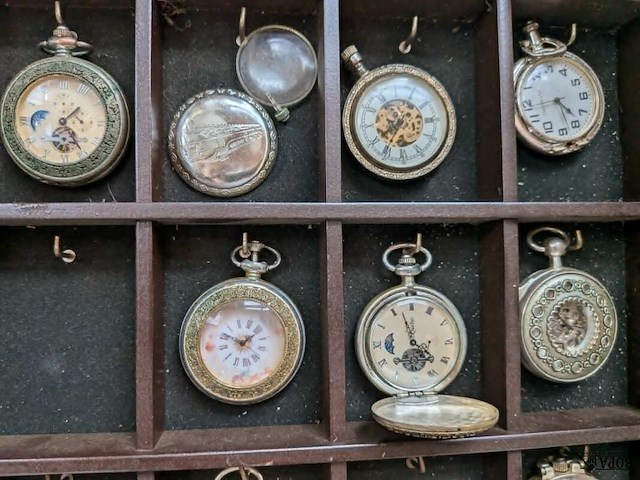 Lot 149 - lot zakhorloges divers - afbeelding 3 van  4