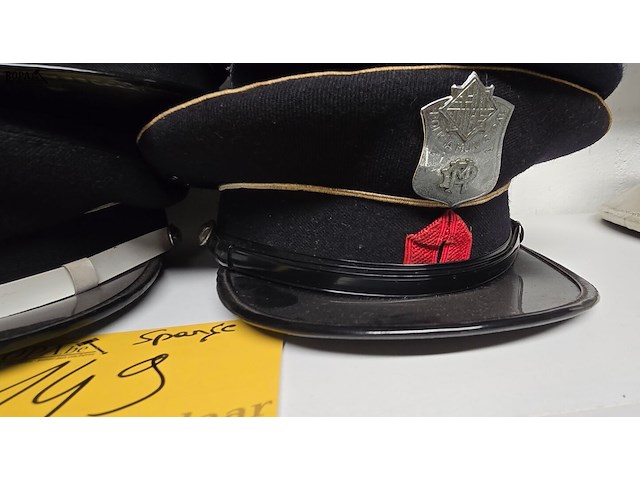 Lot 149 - spanje 4 kepies - afbeelding 4 van  5