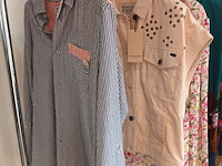 Lot 15 - blouses, kleedje en trui maat s. 5 stuks - afbeelding 2 van  5