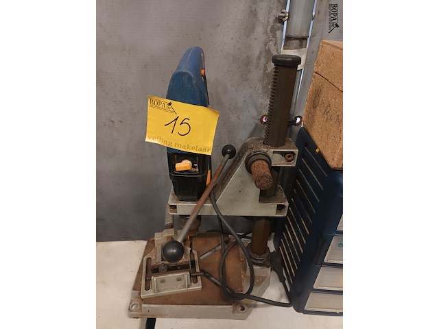 Lot 15 - boorstatief met boormachine aeg - afbeelding 1 van  5