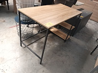 Lot 15 - bureau - afbeelding 1 van  3