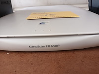 Lot 15 - canon flatbedscanner - afbeelding 4 van  4