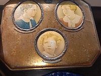 Lot 15 - decoratie. 5 stuks - afbeelding 4 van  5