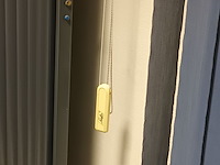 Lot 15 - lamellen gordijn luxaflex. 2 stuks - afbeelding 5 van  5