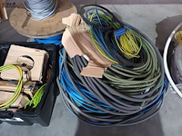 Lot 15 - lot diverse elektriciteitskabels - afbeelding 2 van  4