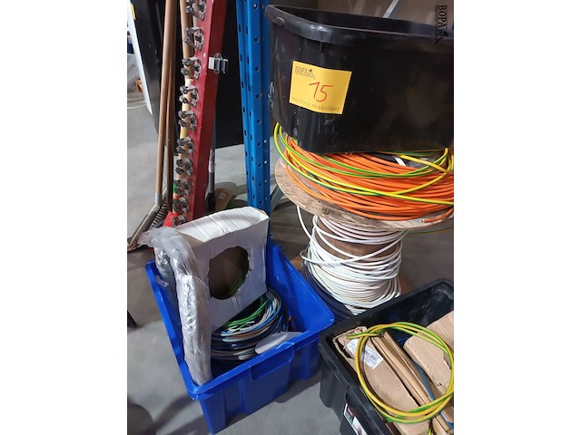 Lot 15 - lot diverse elektriciteitskabels - afbeelding 4 van  4