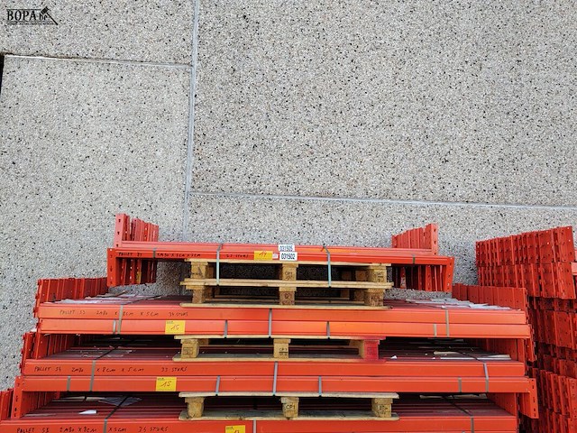 Lot 15 - palletstelling met 10 staanders - afbeelding 3 van  5