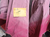 Lot 15 - parasol met voet - afbeelding 3 van  3