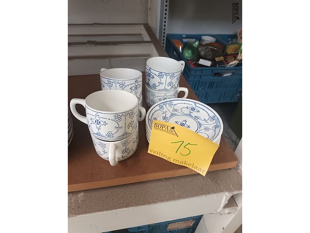 Lot 15 - retro koffieservies maestricht - afbeelding 1 van  4