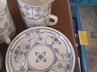 Lot 15 - retro koffieservies maestricht - afbeelding 3 van  4