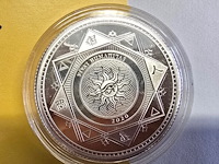 Lot 15 - tokelau 5 dollars 2020 vivat humanitas (2 stuks) - afbeelding 2 van  4