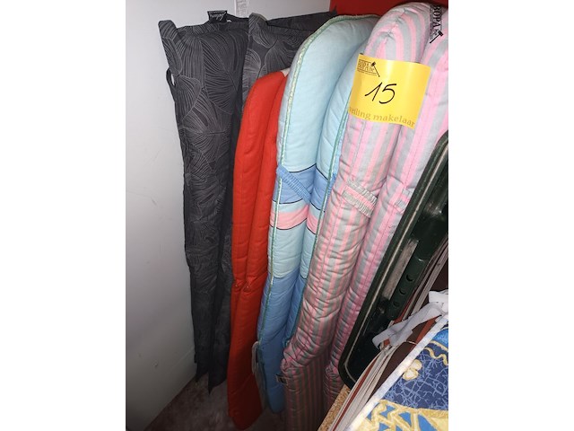 Lot 15 - tuinkussen. 8 stuks - afbeelding 1 van  3
